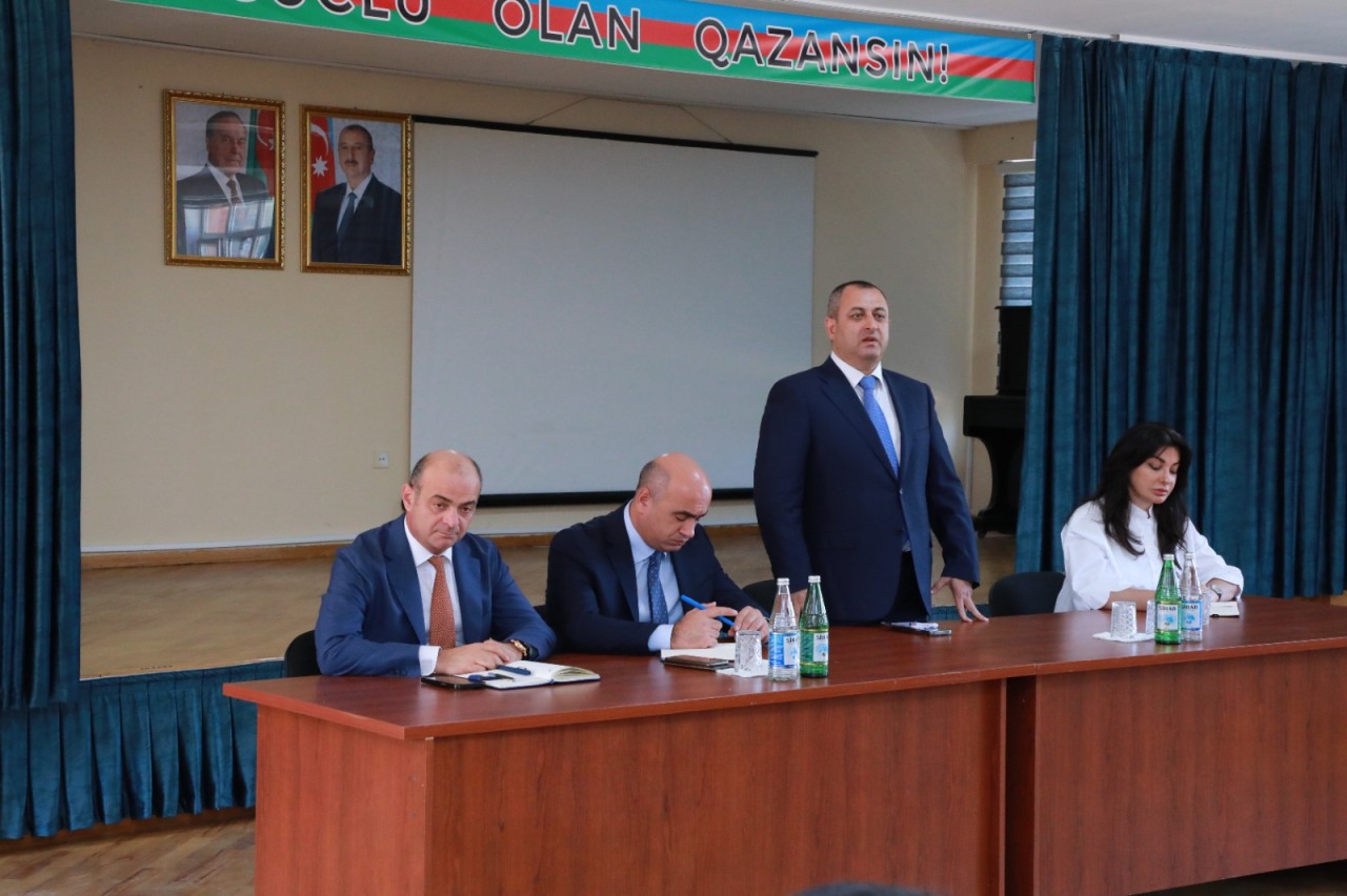 Adil Əliyevin səyyar görüşləri davam edir - FOTOLAR